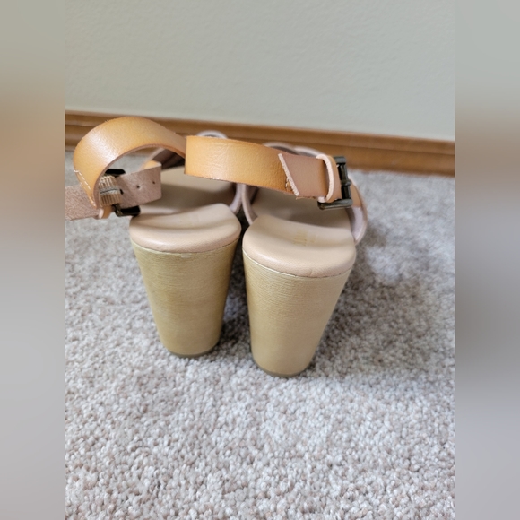 Old Navy Clog Sandles - Picture 3 of 5